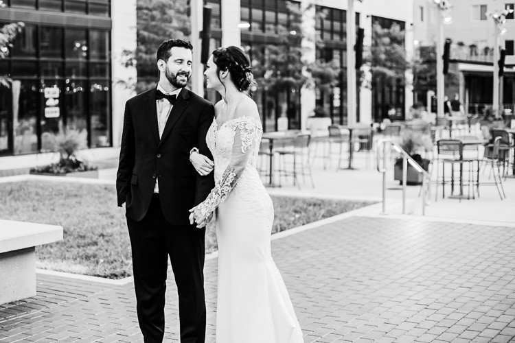 Maggie & Chris - Married - WEB - Nathaniel Jensen Photography - Omaha Nebraska Wedding Photographer-646.JPG