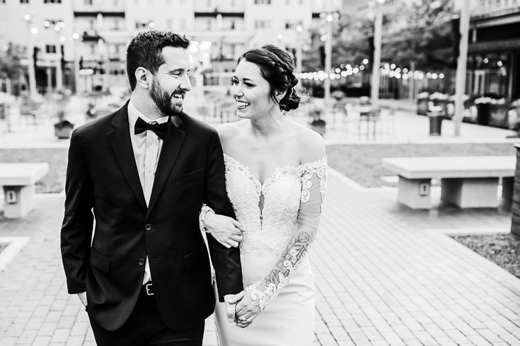 Maggie & Chris - Married - WEB - Nathaniel Jensen Photography - Omaha Nebraska Wedding Photographer-654.JPG