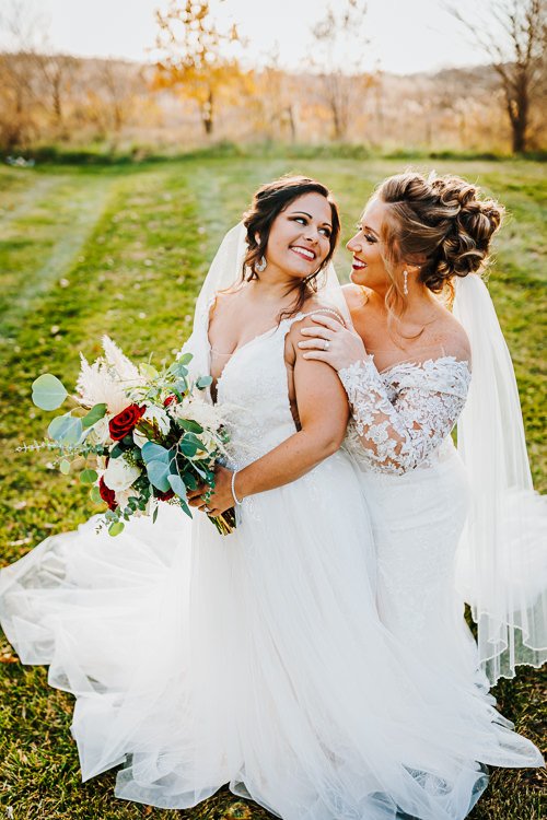 Kenzie & Robyn - Married - WEB - Nathaniel Jensen Photography - Omaha Nebraska Wedding Photographer-526.JPG