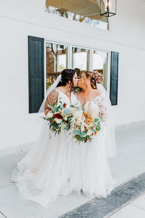 Kenzie & Robyn - Married - WEB - Nathaniel Jensen Photography - Omaha Nebraska Wedding Photographer-555.JPG