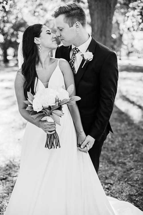 Molly & Ollie - Married - WEB - Nathaniel Jensen Photography - Omaha Nebraska Wedding Photographer-526.JPG