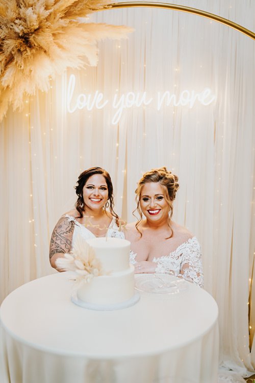 Kenzie & Robyn - Married - WEB - Nathaniel Jensen Photography - Omaha Nebraska Wedding Photographer-645.JPG