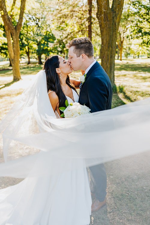 Molly & Ollie - Married - WEB - Nathaniel Jensen Photography - Omaha Nebraska Wedding Photographer-549.JPG