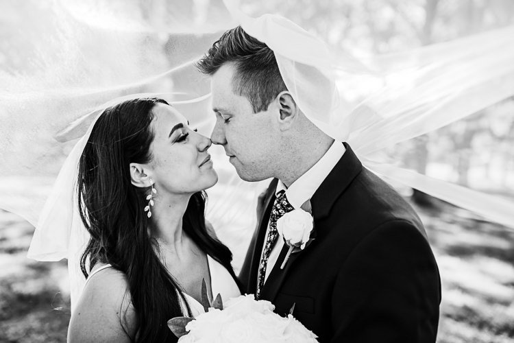 Molly & Ollie - Married - WEB - Nathaniel Jensen Photography - Omaha Nebraska Wedding Photographer-560.JPG