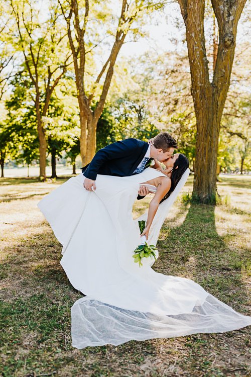 Molly & Ollie - Married - WEB - Nathaniel Jensen Photography - Omaha Nebraska Wedding Photographer-573.JPG