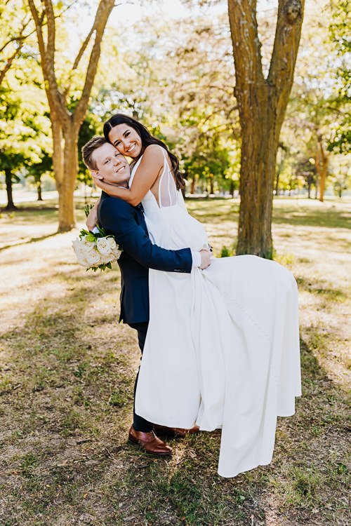Molly & Ollie - Married - WEB - Nathaniel Jensen Photography - Omaha Nebraska Wedding Photographer-582.JPG