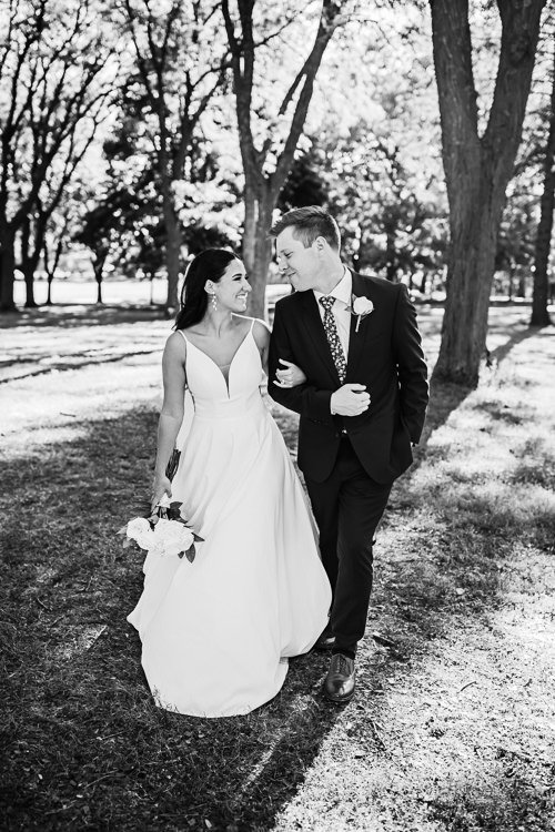 Molly & Ollie - Married - WEB - Nathaniel Jensen Photography - Omaha Nebraska Wedding Photographer-584.JPG