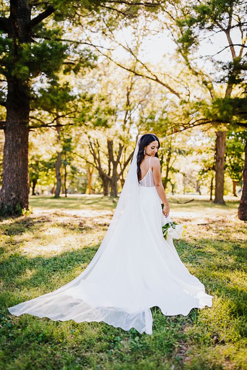 Molly & Ollie - Married - WEB - Nathaniel Jensen Photography - Omaha Nebraska Wedding Photographer-594.JPG