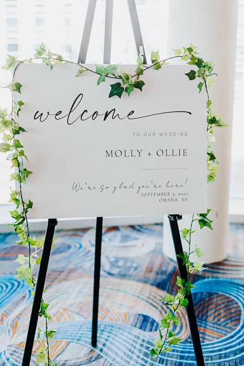 Molly & Ollie - Married - WEB - Nathaniel Jensen Photography - Omaha Nebraska Wedding Photographer-609.JPG