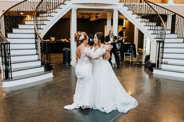 Kenzie & Robyn - Married - WEB - Nathaniel Jensen Photography - Omaha Nebraska Wedding Photographer-721.JPG