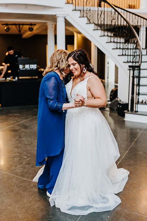 Kenzie & Robyn - Married - WEB - Nathaniel Jensen Photography - Omaha Nebraska Wedding Photographer-752.JPG
