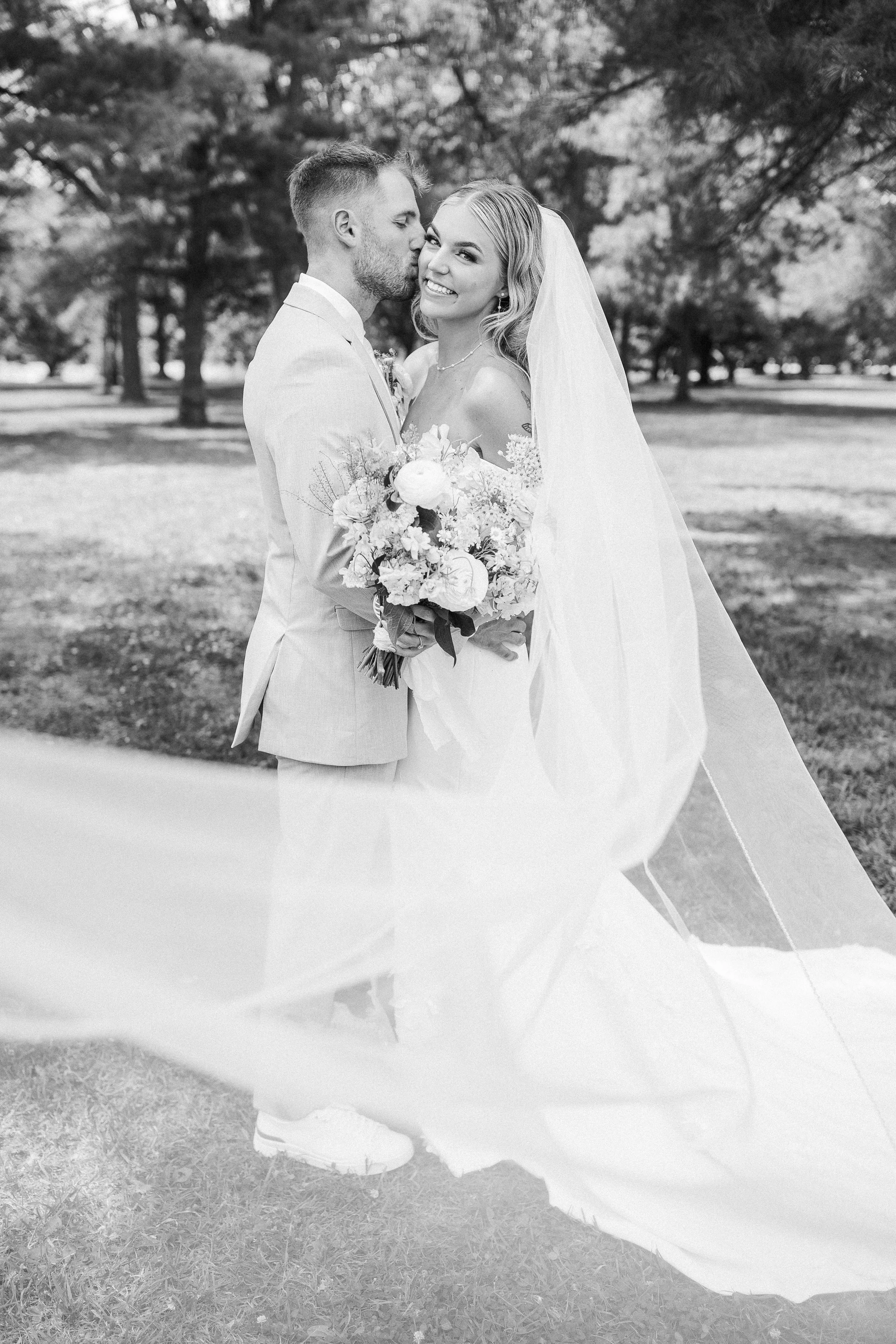 Erica & Zach - Married - Nathaniel Jensen Photography - Omaha Nebraska Wedding Photographer-278.jpg