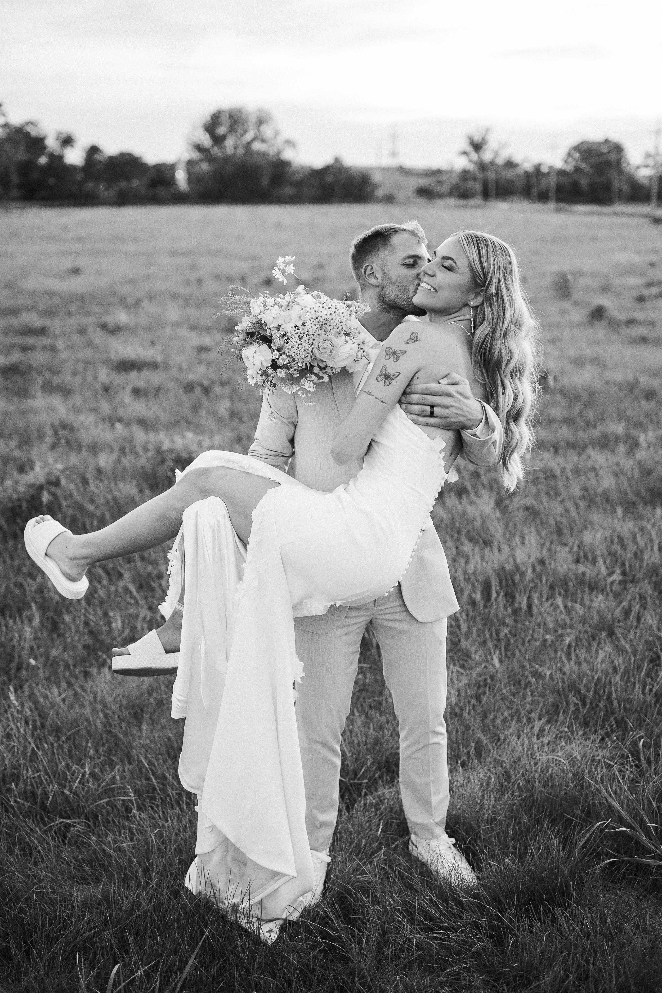 Erica & Zach - Married - Nathaniel Jensen Photography - Omaha Nebraska Wedding Photographer-1011.jpg