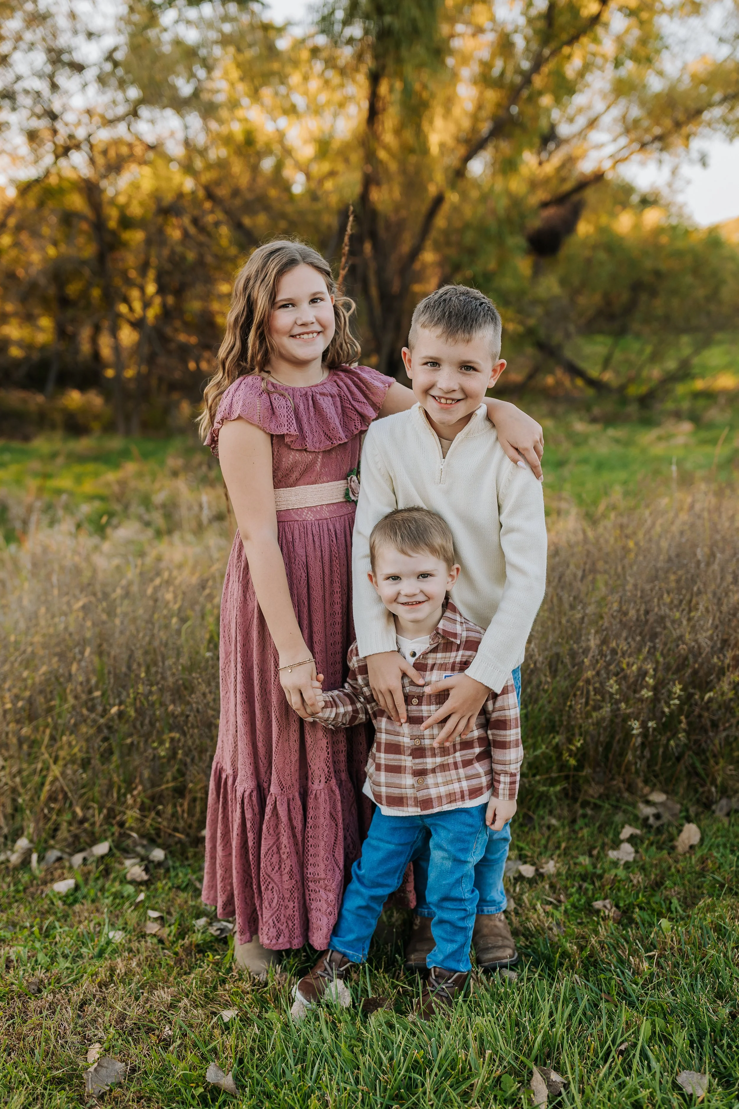 Hughes Family 2025 - Nathaniel Jensen Photography - Omaha Nebraska Family Photographer-8.jpg