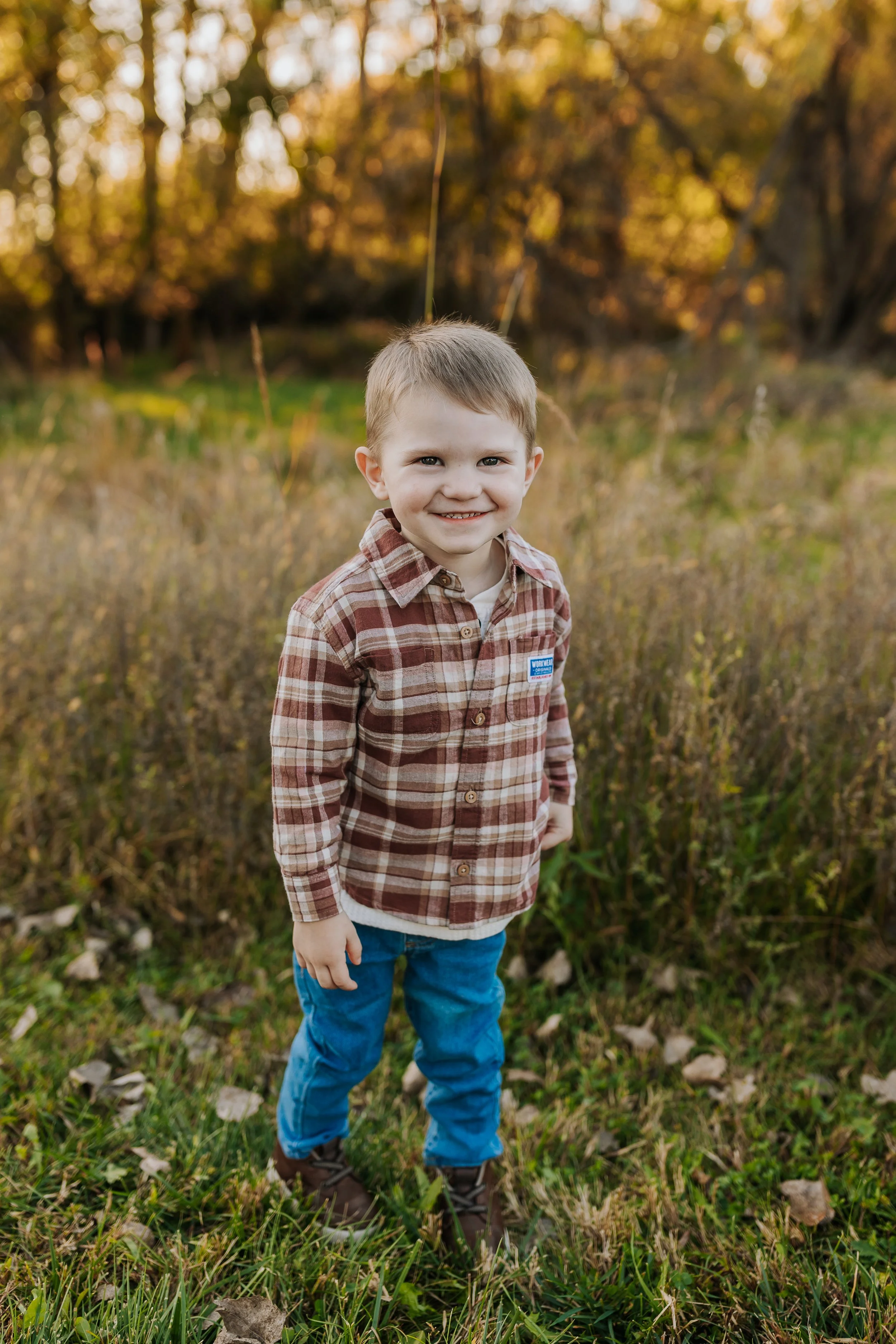 Hughes Family 2025 - Nathaniel Jensen Photography - Omaha Nebraska Family Photographer-15.jpg