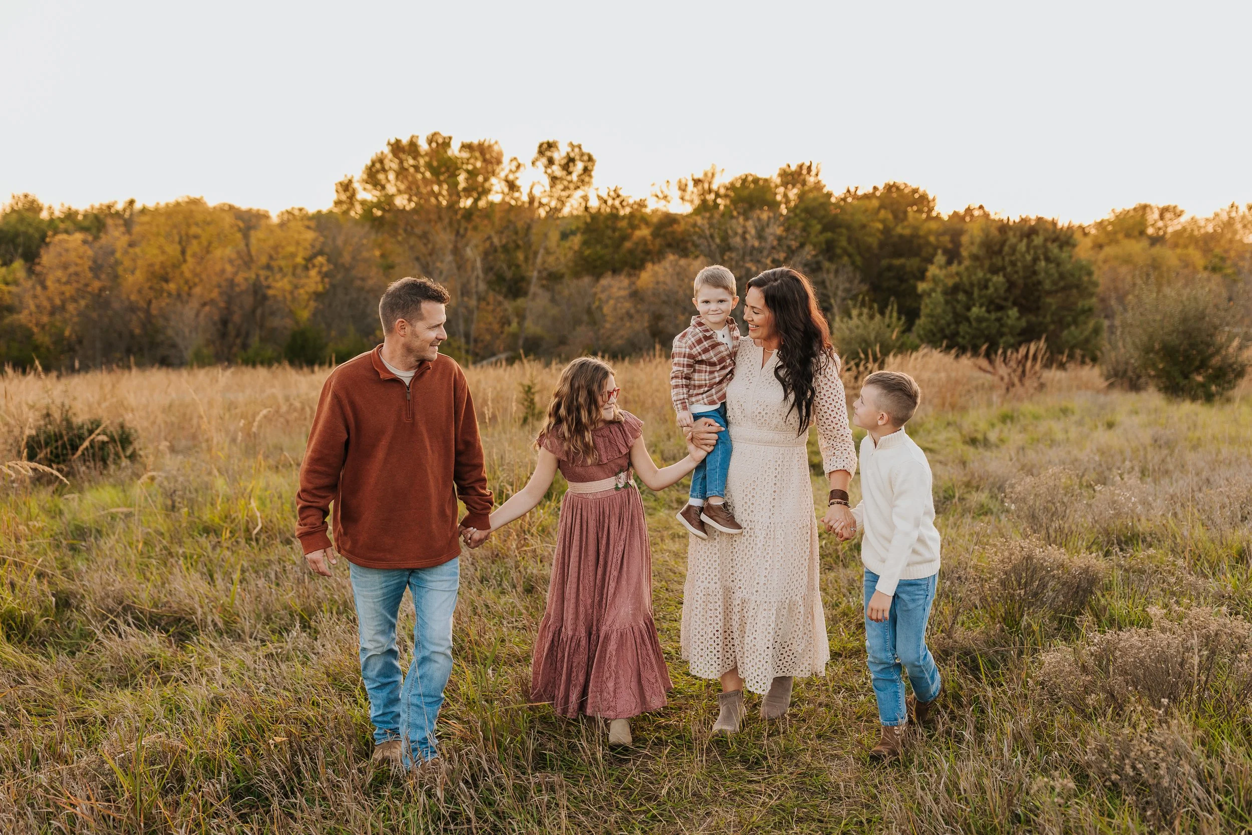 Hughes Family 2025 - Nathaniel Jensen Photography - Omaha Nebraska Family Photographer-80.jpg