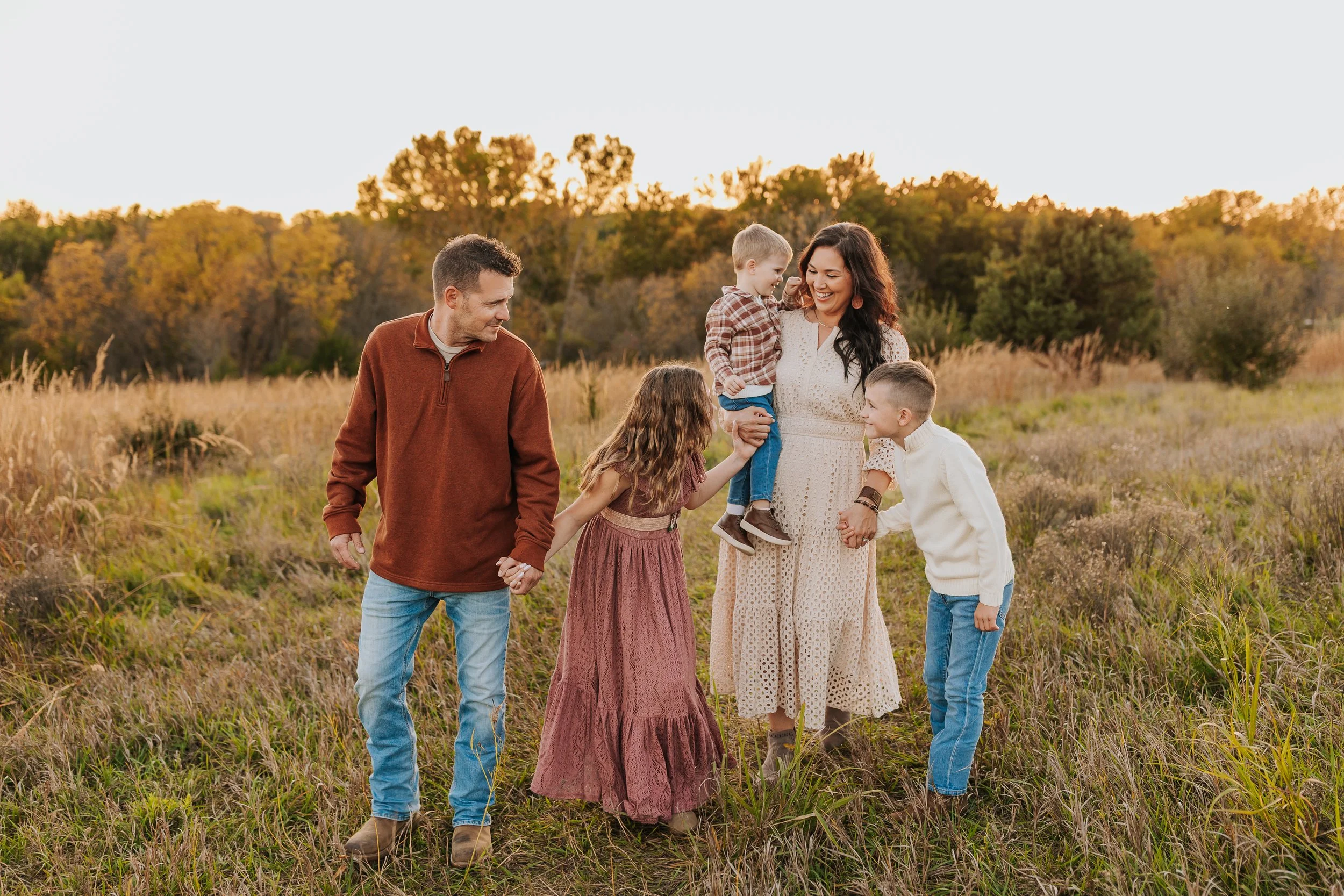 Hughes Family 2025 - Nathaniel Jensen Photography - Omaha Nebraska Family Photographer-81.jpg