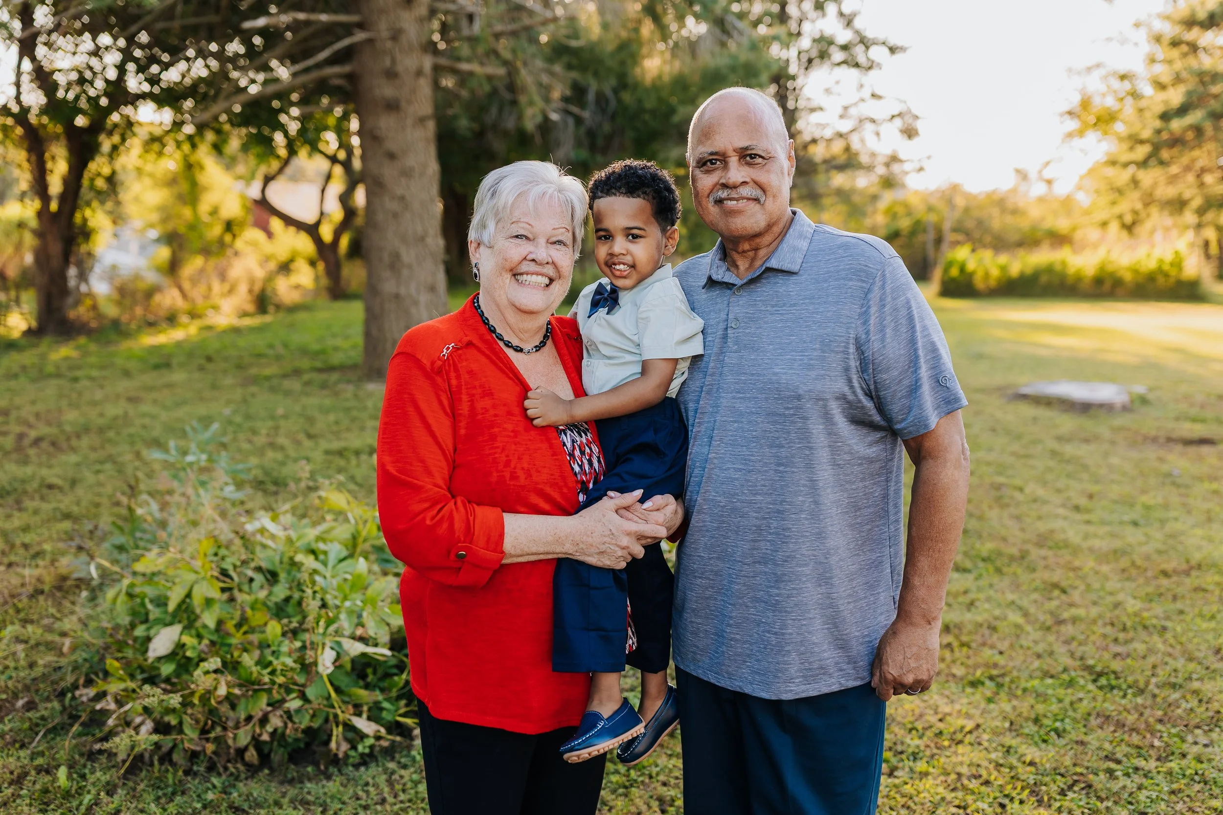 Russell Family 2025 - Nathaniel Jensen Photography - Omaha Nebraska Family Photographer-27.jpg