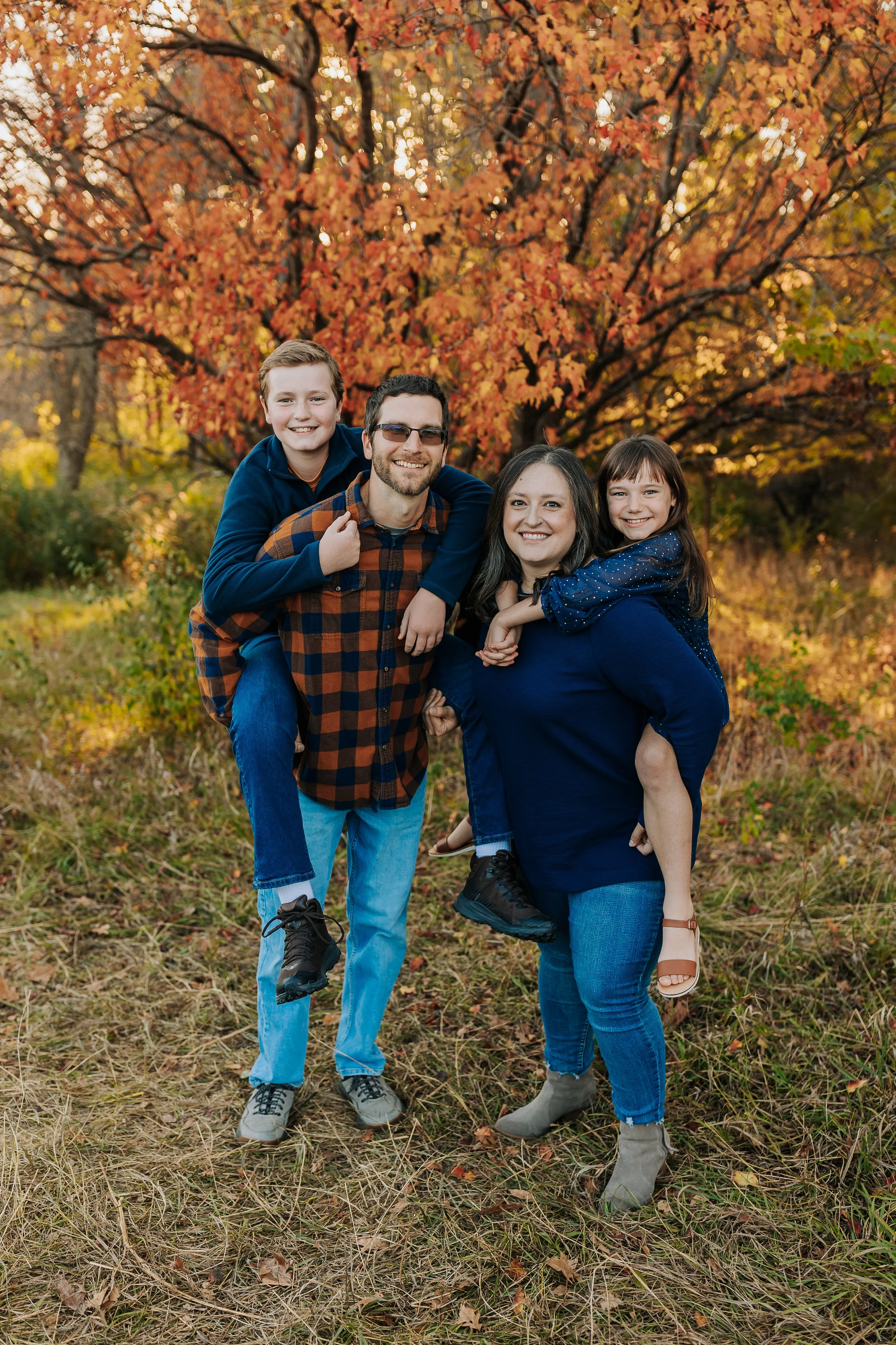 Rudloff-Royer Family 2025 - Nathaniel Jensen Photography - Omaha Nebraska Family Photographer-51.jpg