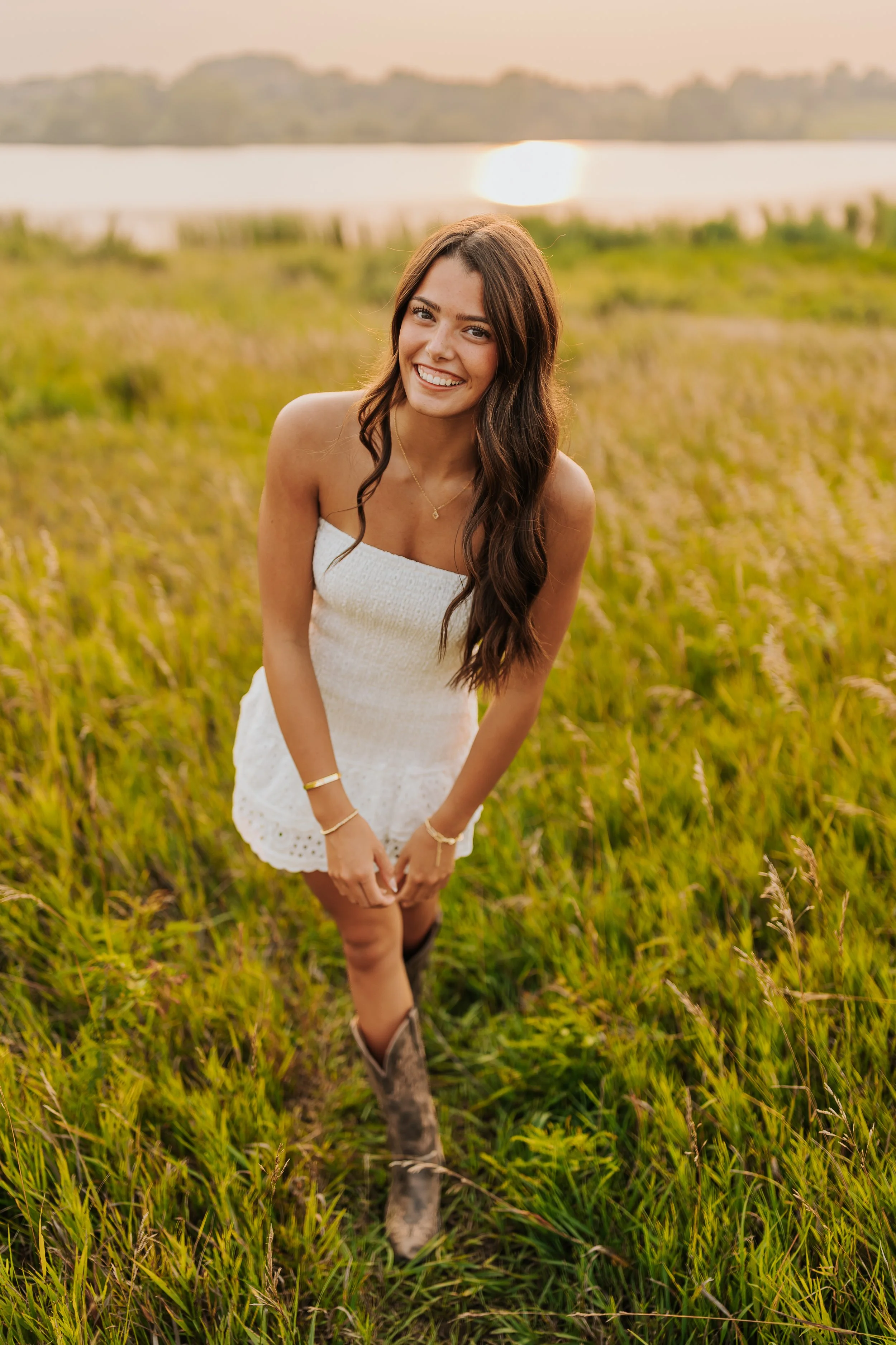 Bella - Senior 2025 - Nathaniel Jensen Photography - Omaha Nebraska Senior Photographer-88.jpg