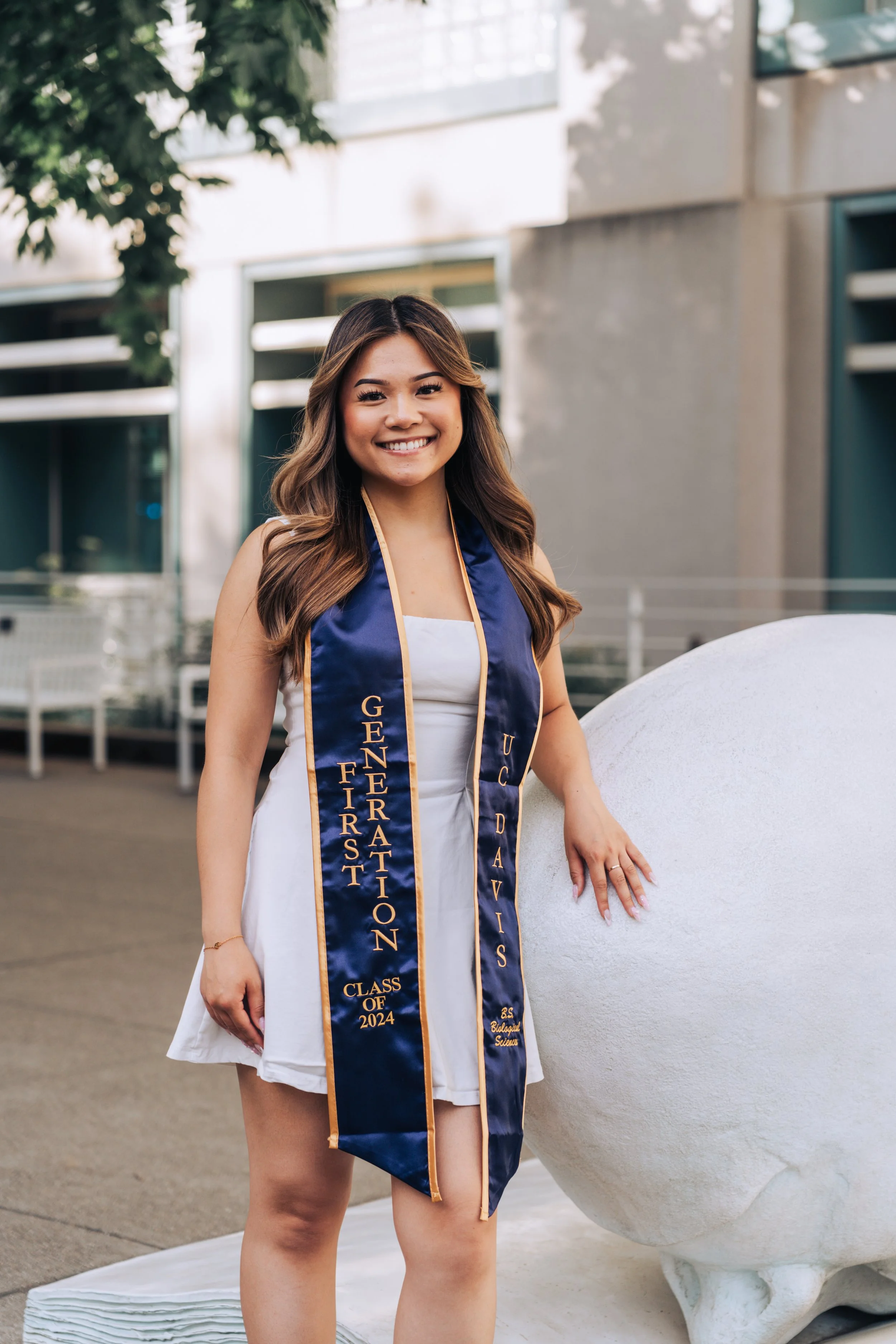 Kelly_Phan_and_Kathleen_Huynh_Graduation_4.jpg