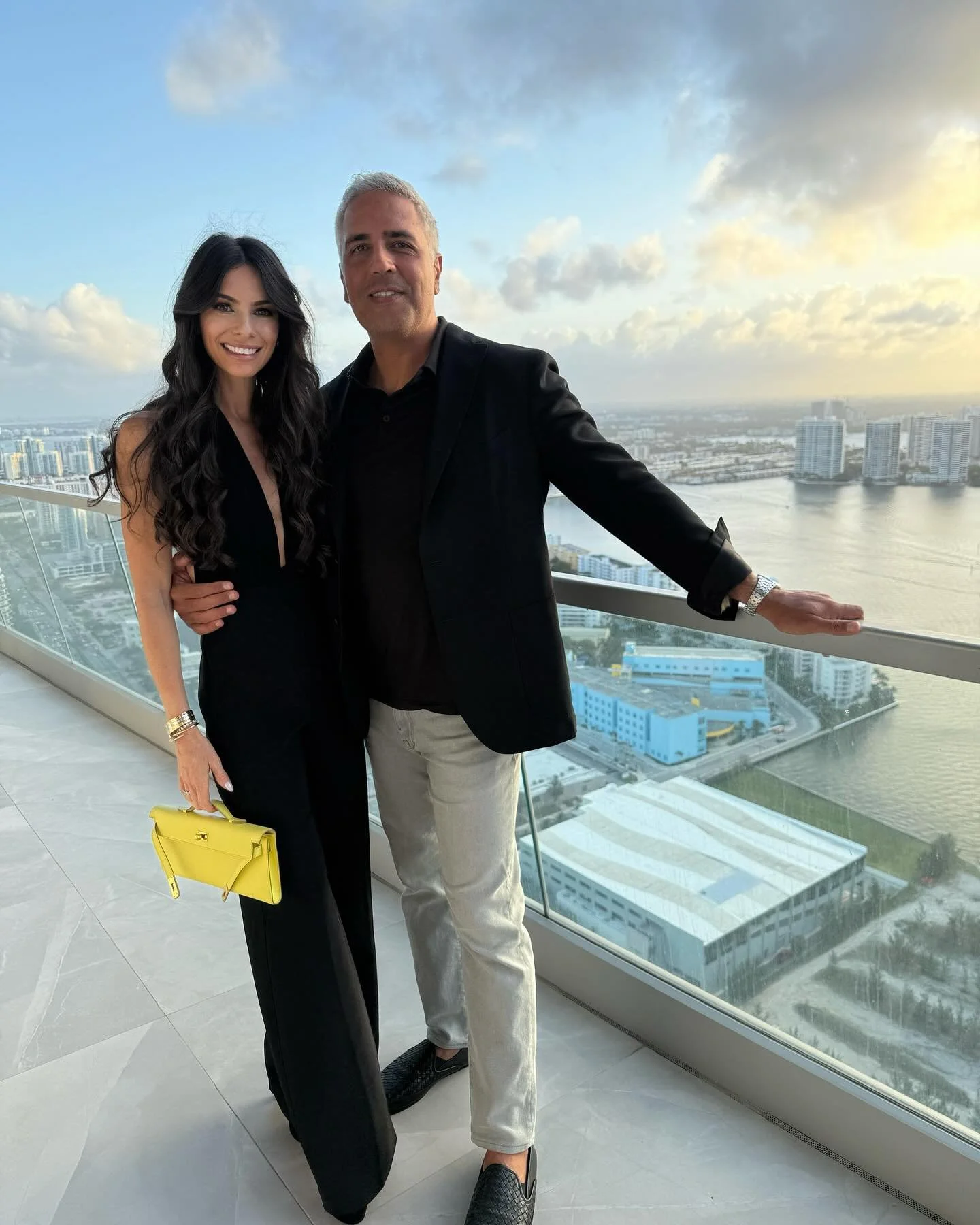 Happy birthday to the paddle-obsessed love of my life and the only person brave enough to handle me (and our three wild humans) every day. @dr.dianeneman, you&rsquo;re everything! Love you beyond words.