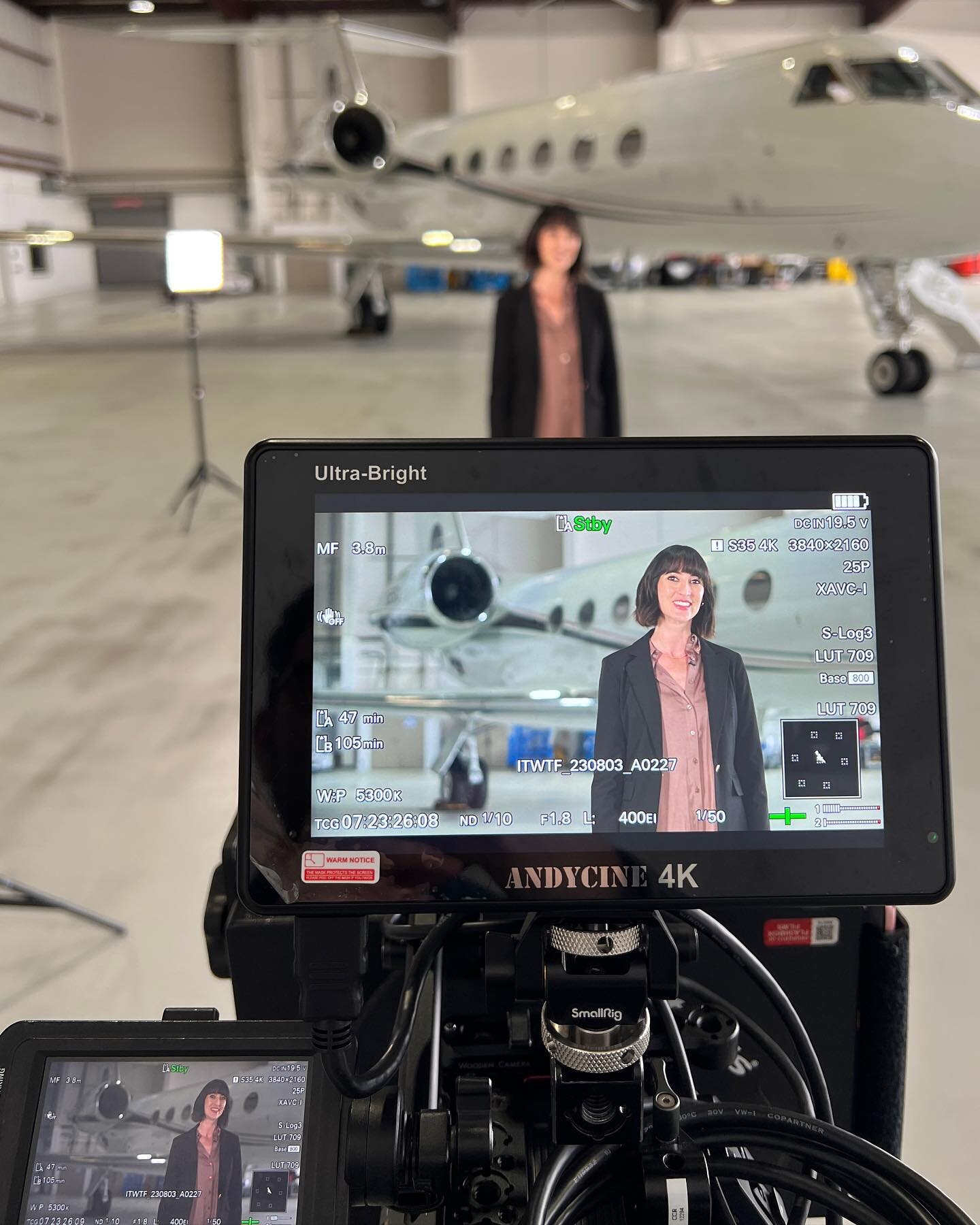 Had so much fun shooting for @k9jets_ 🐩 with an amazing crew! @paulcr_ @imstillcarl 🎥  Thanks for having me! ✈️ 

#tvhost #privatejetlife #k9jets #spokesperson #burbankairport #privatejetcharter