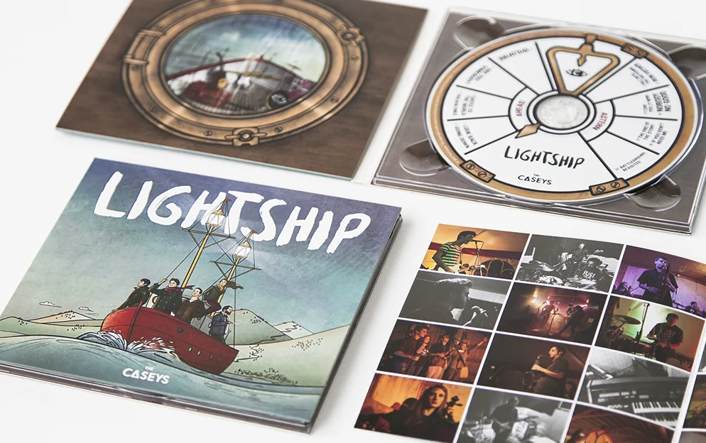 The_Caseys_Lightship_Album_04.jpg