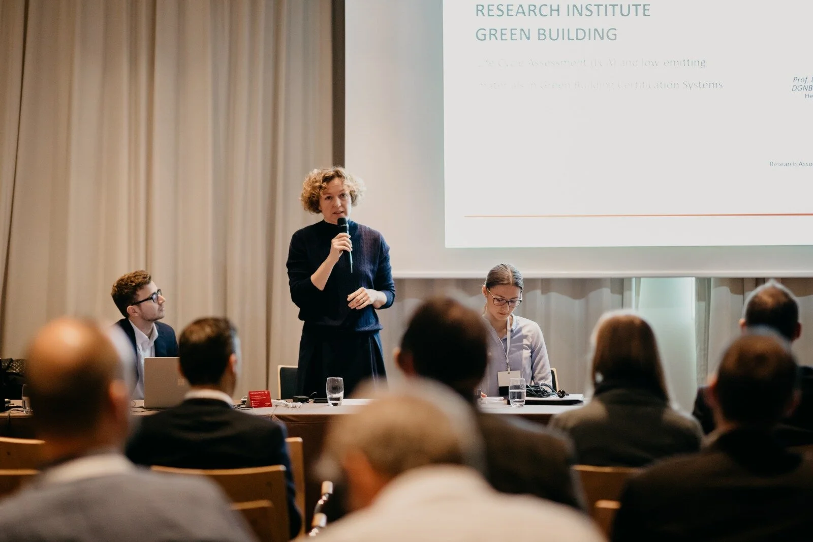 Internationaler Erfahrungsaustausch zur Anwendung von Gebäudeökobilanzen