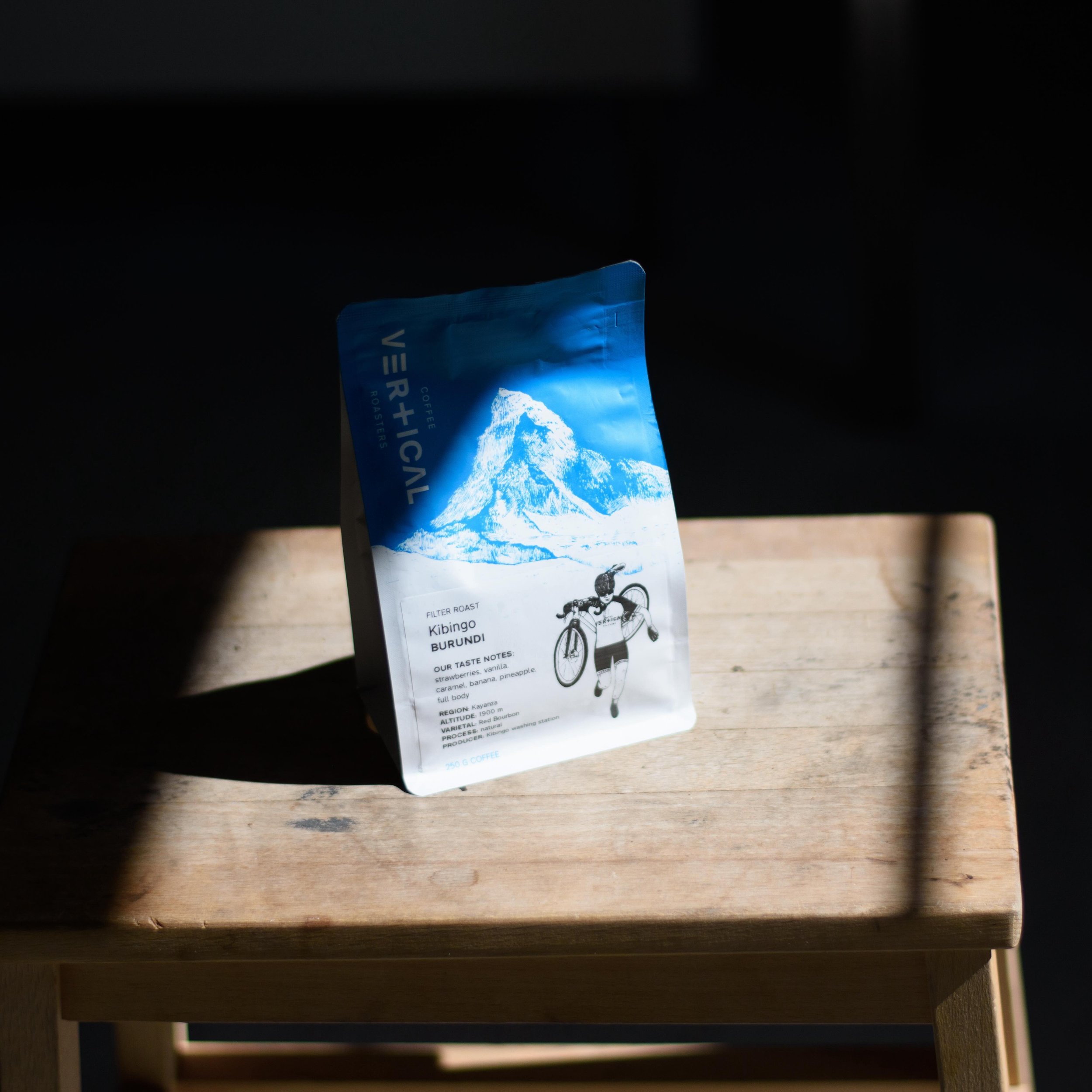 Here to take over from Kenya Ichuga is another fruit bomb 💙 Burundi Kibingo natural filter roast 💙 with flavour notes of strawberry, vanilla and caramel 💙 Some of you will have tasted the espresso roast 💙 now it&lsquo;s also bridging the gap unti