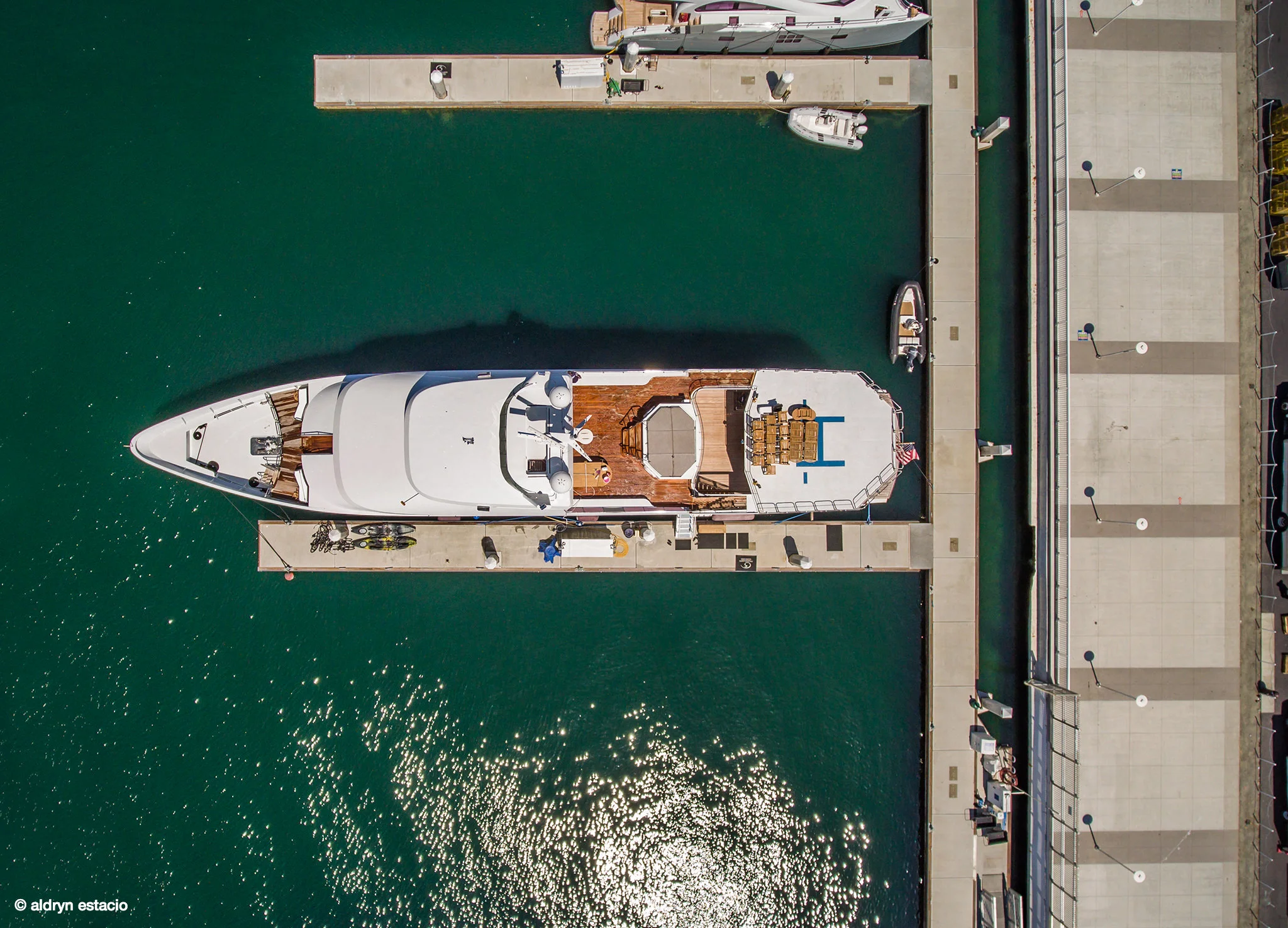ComicCon_Yacht_2048.jpg