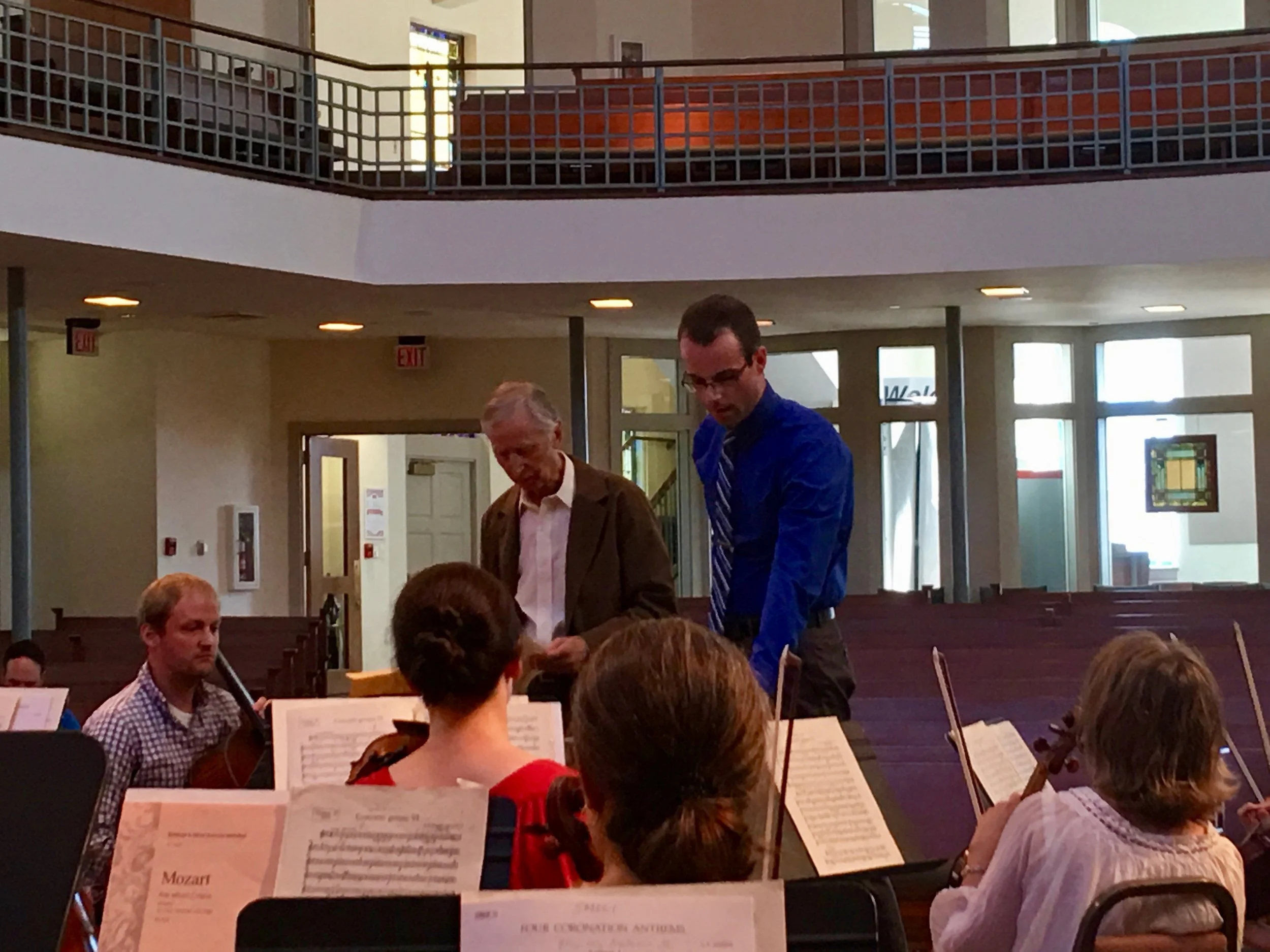Maestro Oltman (USA) coaching Thomas Dickey, 2017 SMICI Full Participant (Now known as Fellowship Conductor)