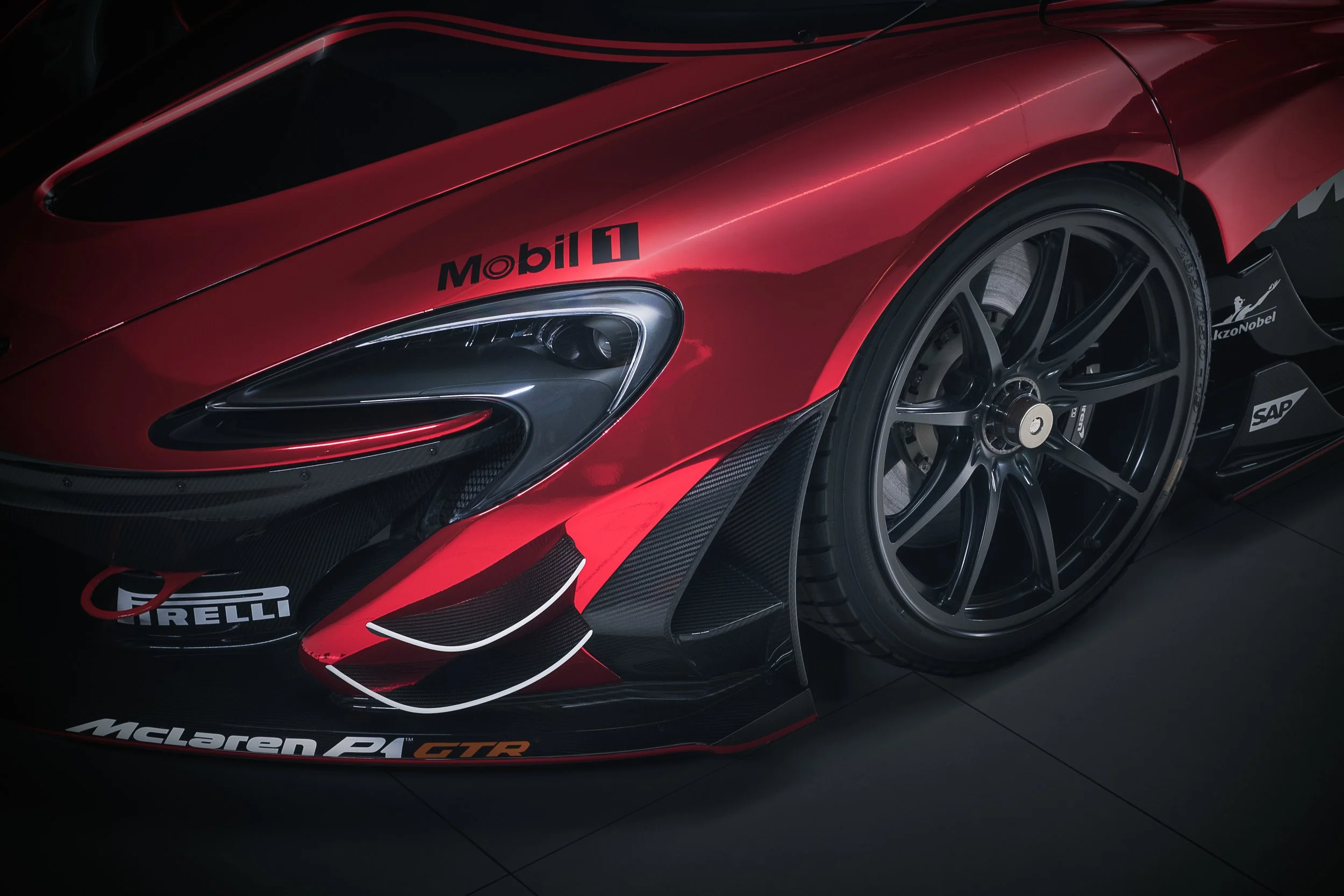 P1GTR_FrontCorner.jpg