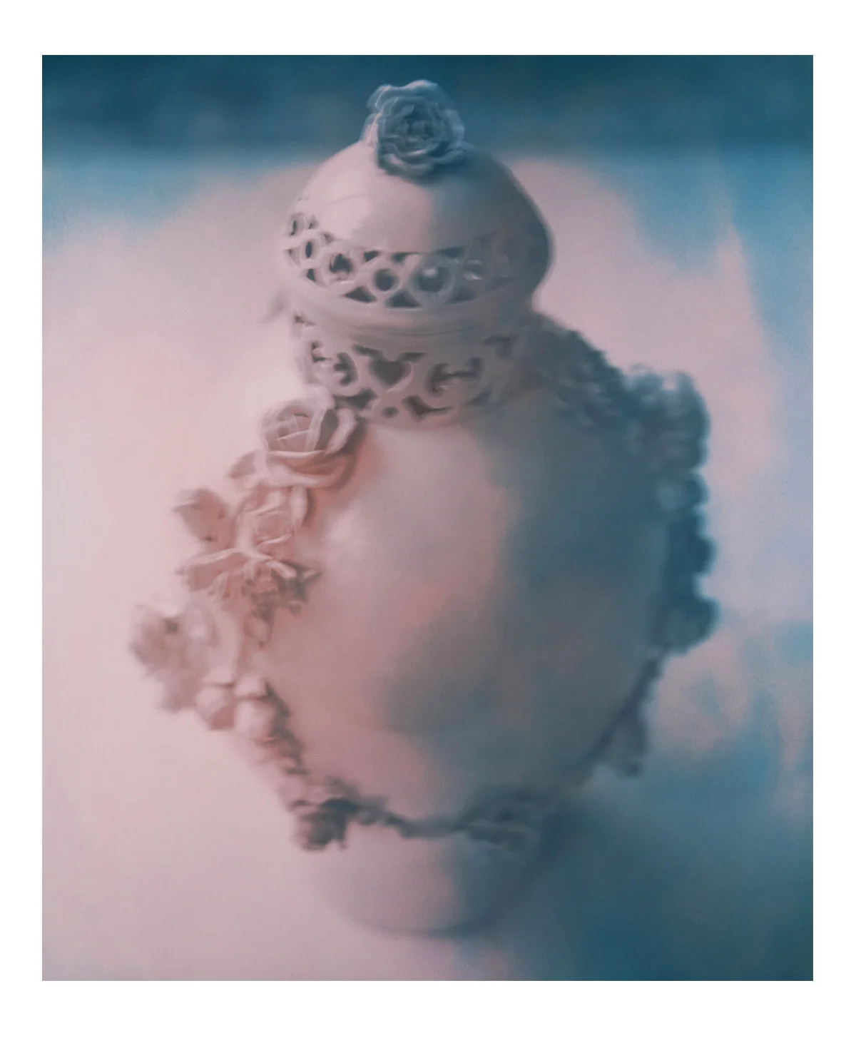 Nymphenburg porcelain rose vase 1 (Franz Anton Bustelli-1750)