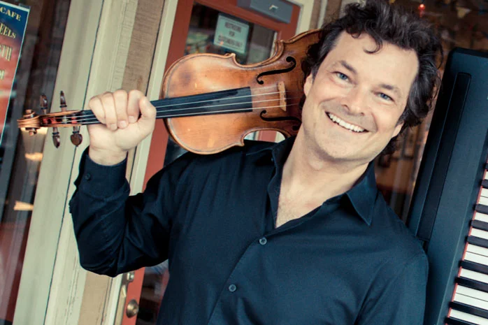 Mark-Landson-violin-shoulder.jpg