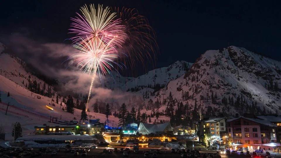 media_template-fireworks_1.jpg