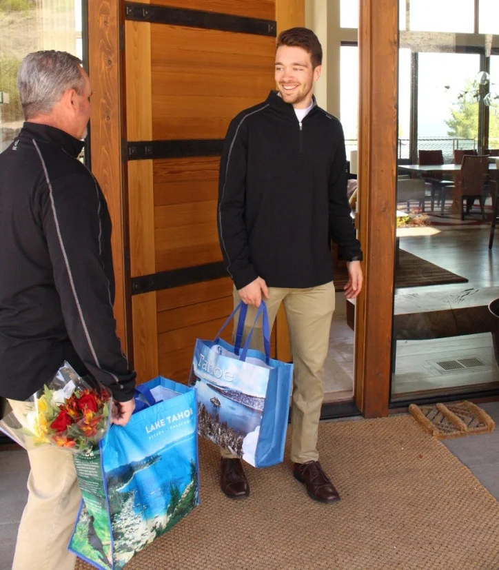 9799a434f63f-shopping.jpg