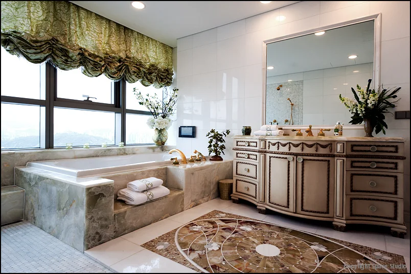 Bathroom_17.JPG