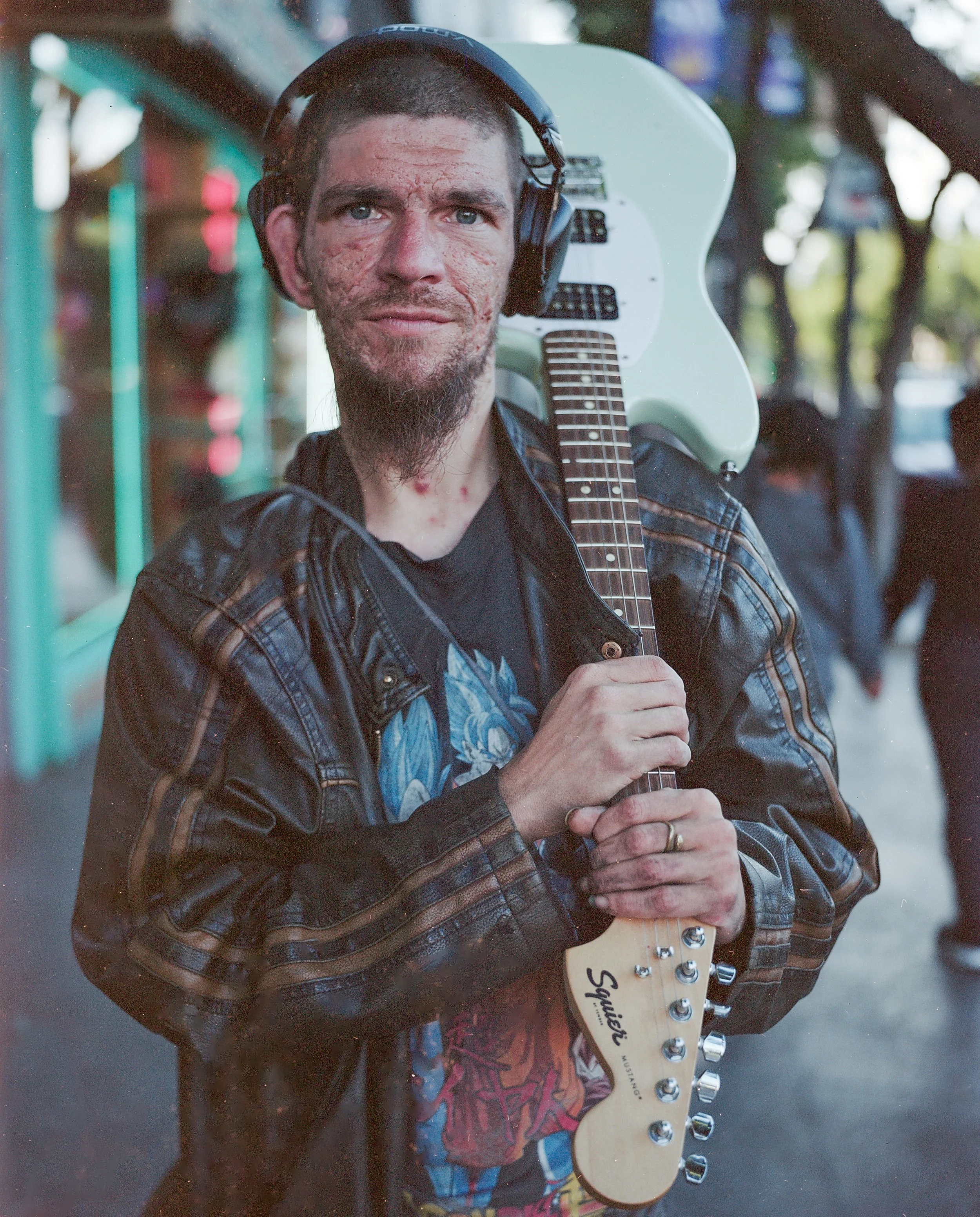 Guitar Man -2.jpg