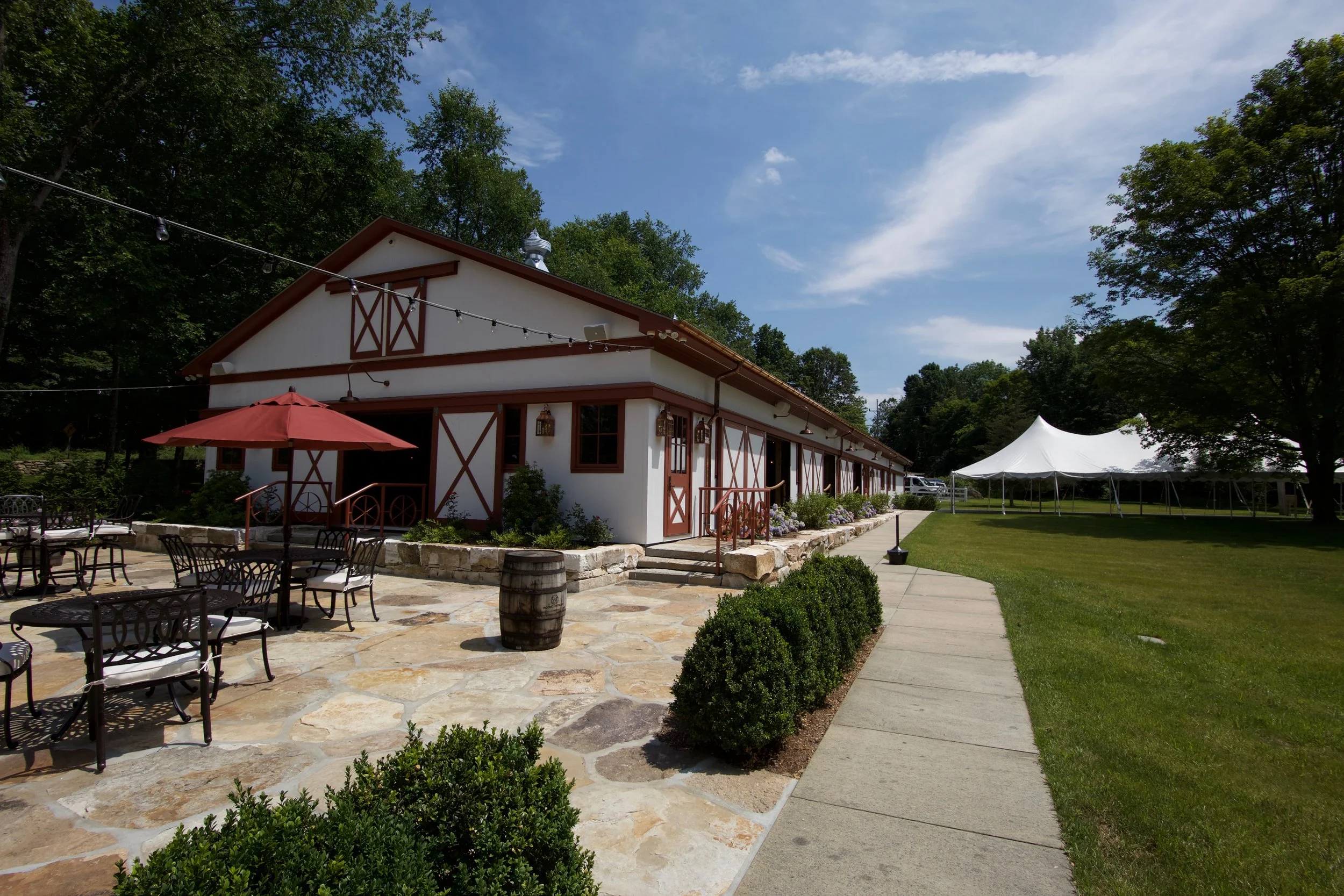 Long Island Couples Discover a Destination Wedding Venue Near NYC