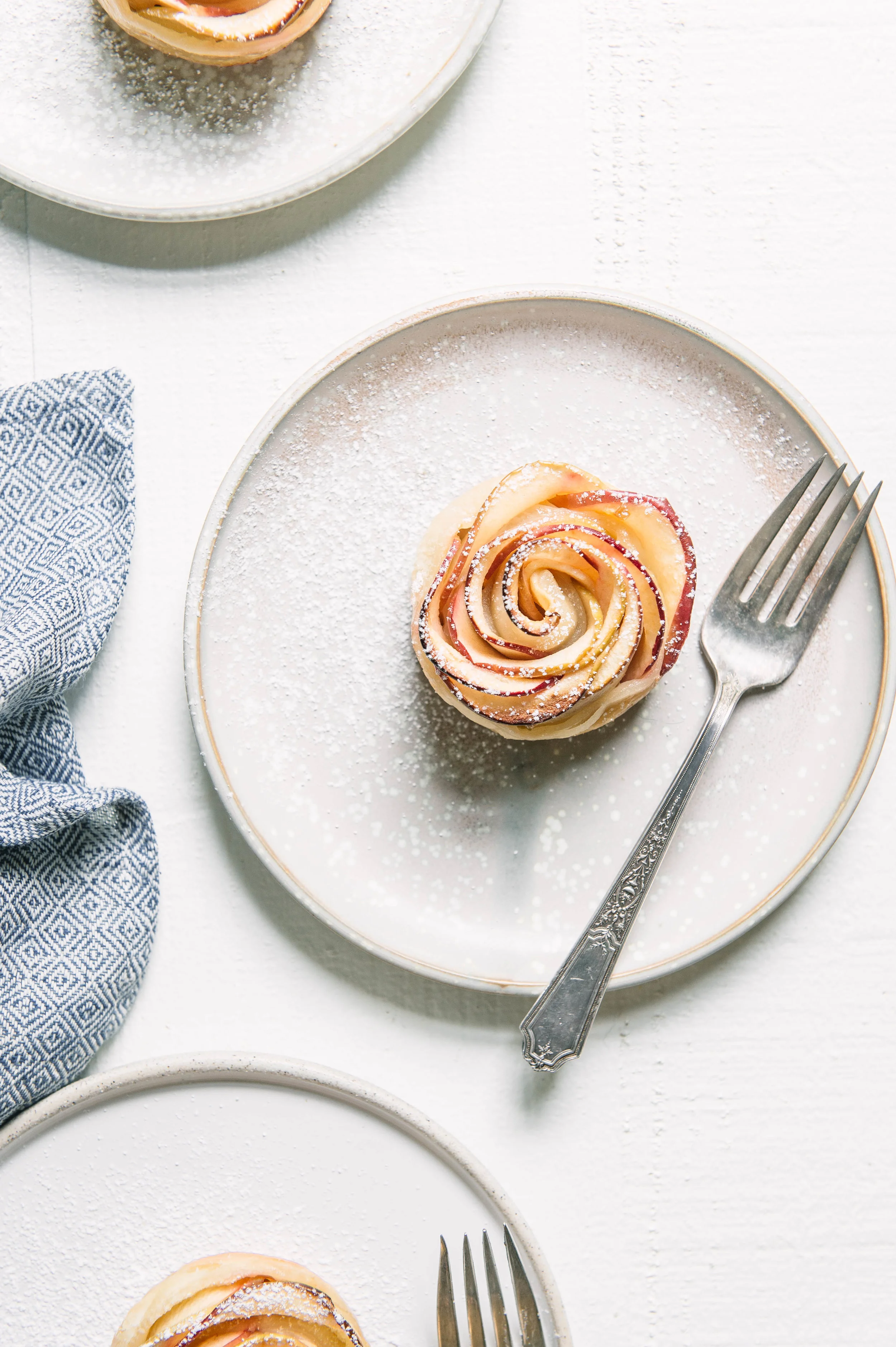 Apple rose tart-938.jpg