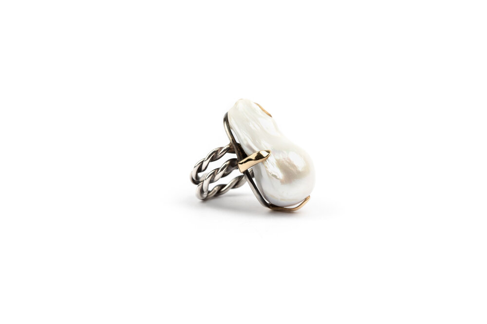 Baroque Pearl and 18K Gold Ring