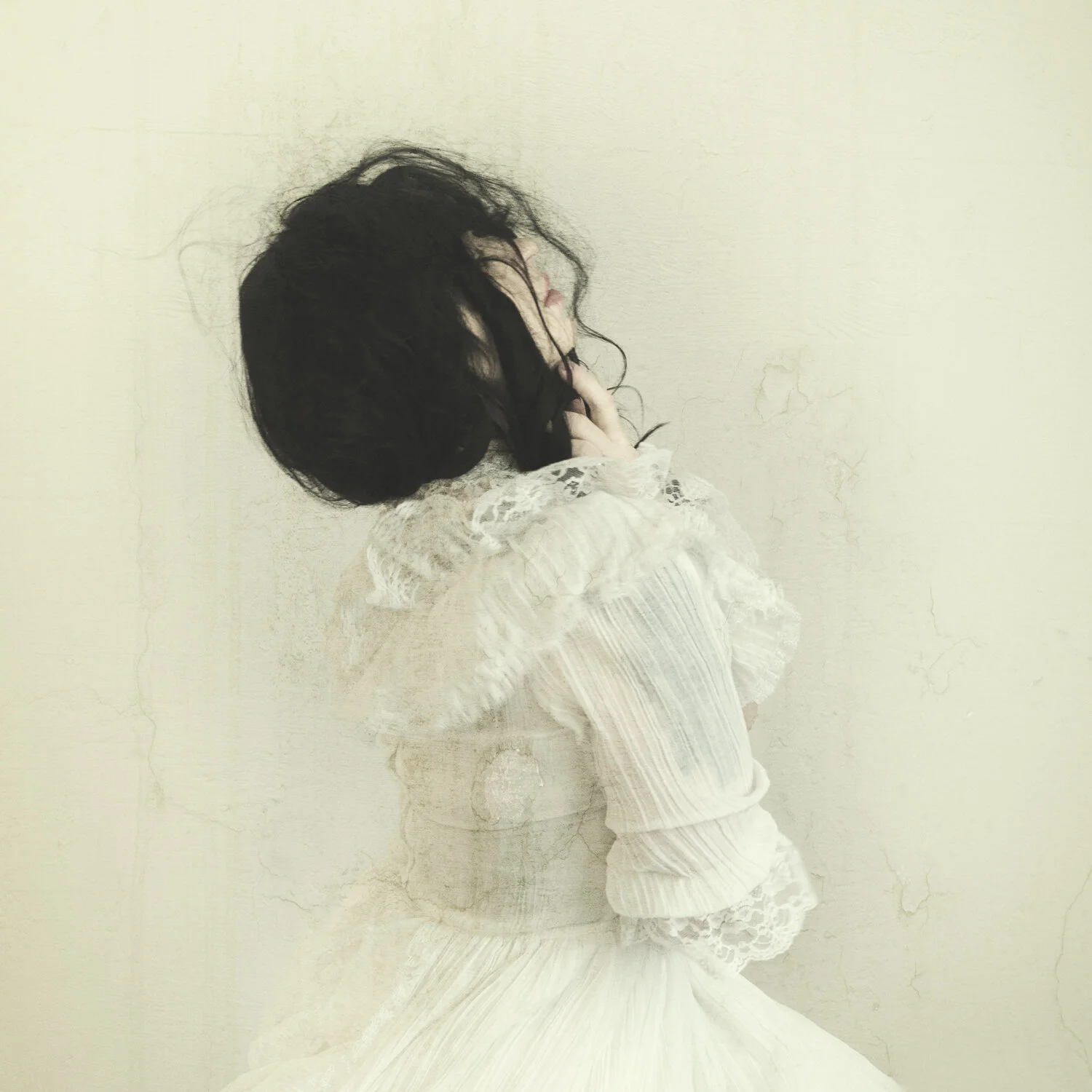 THE-WHISPERS-11.jpg