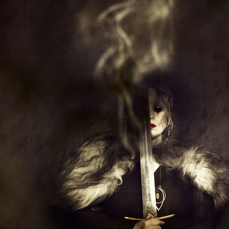 2021-A-Sword-Of-Shadows-Gold-Detail.jpg