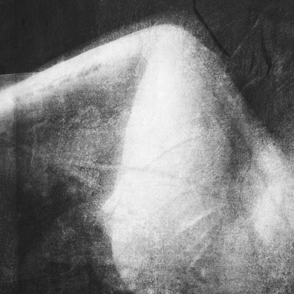 DARK-WATERS-01-BW-2020-Detail.jpg