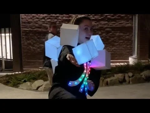 The Making of the Atari Woman Heroine (video)