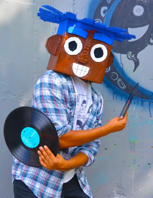 DJ