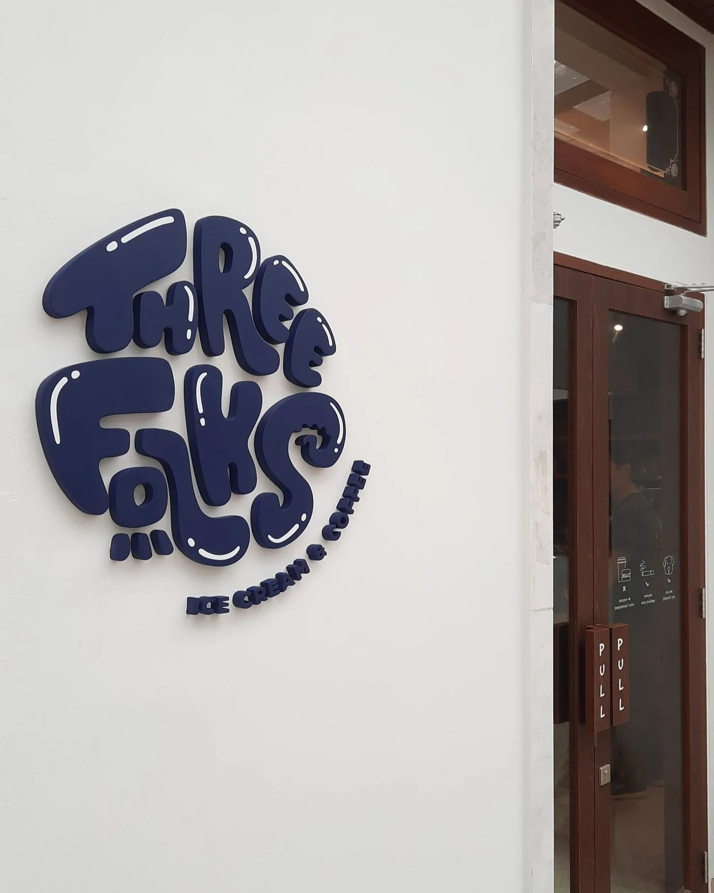 Lebak Bulus' Awesome Scoop Shop — three folks