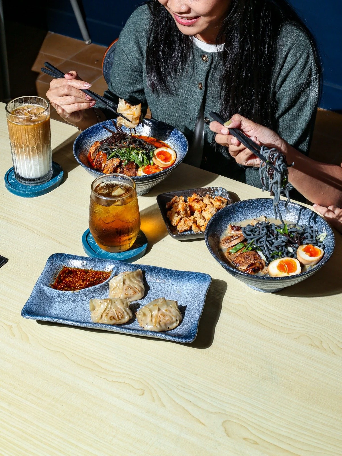 Three Folks Meruya 3.jpeg