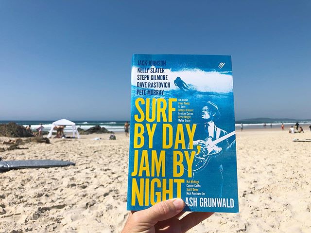 &lsquo;Surf by day, Jam by night&rsquo; - We&rsquo;d throw a bit of reading into the mix but otherwise it sounds pretty perfect. Loving this new book by @ashgrunwald 🔥 Awesome interviews with some of the worlds best musicians and surfers including @